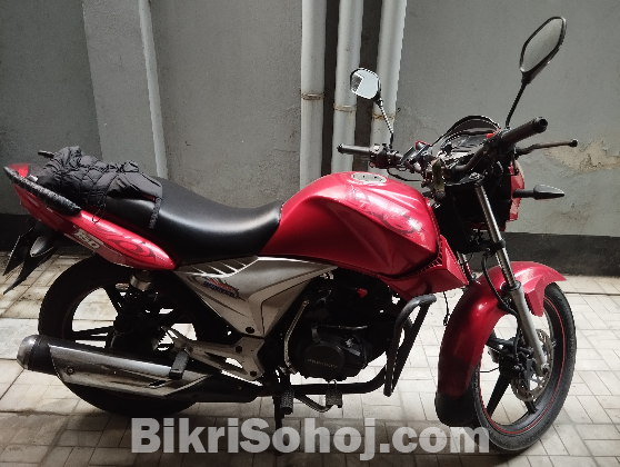 Runner Turbo 150 2016